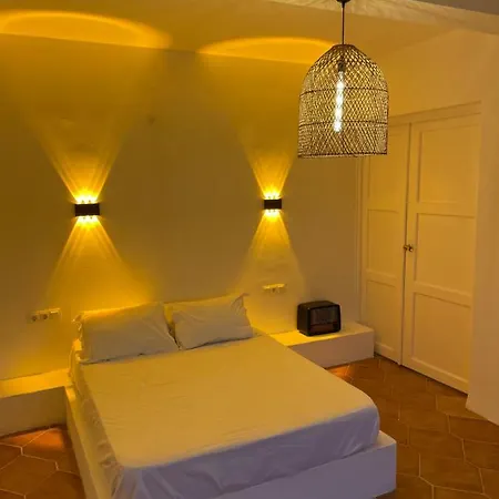Ventuno Suites Holiday home